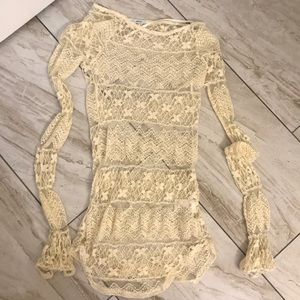 Anthropologie Kimchi Blue laced top. Fits XS.